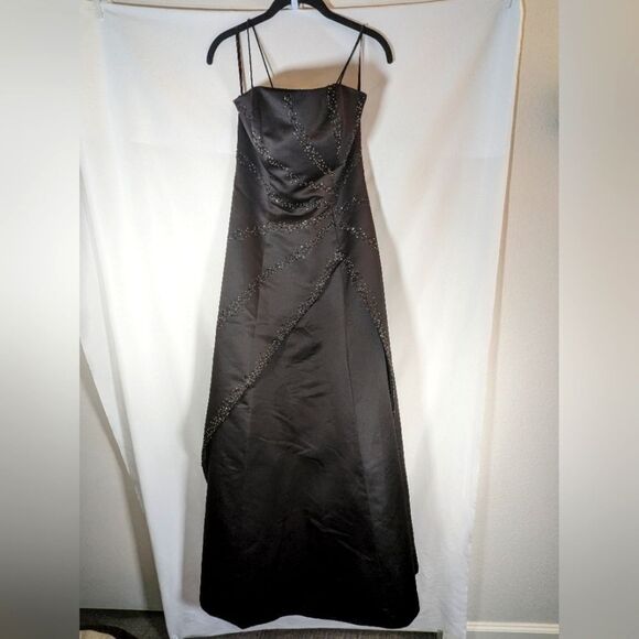 Pinky & Me Black Satin A-Line Beaded Spaghetti Strap Formal Maxi Gown Size 14 - Picture 1 of 15